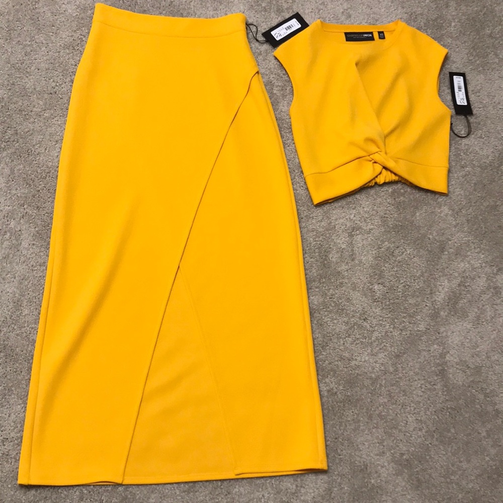 Gabrielle Union Crop Top and Skirt set - Picture 2 of 2
